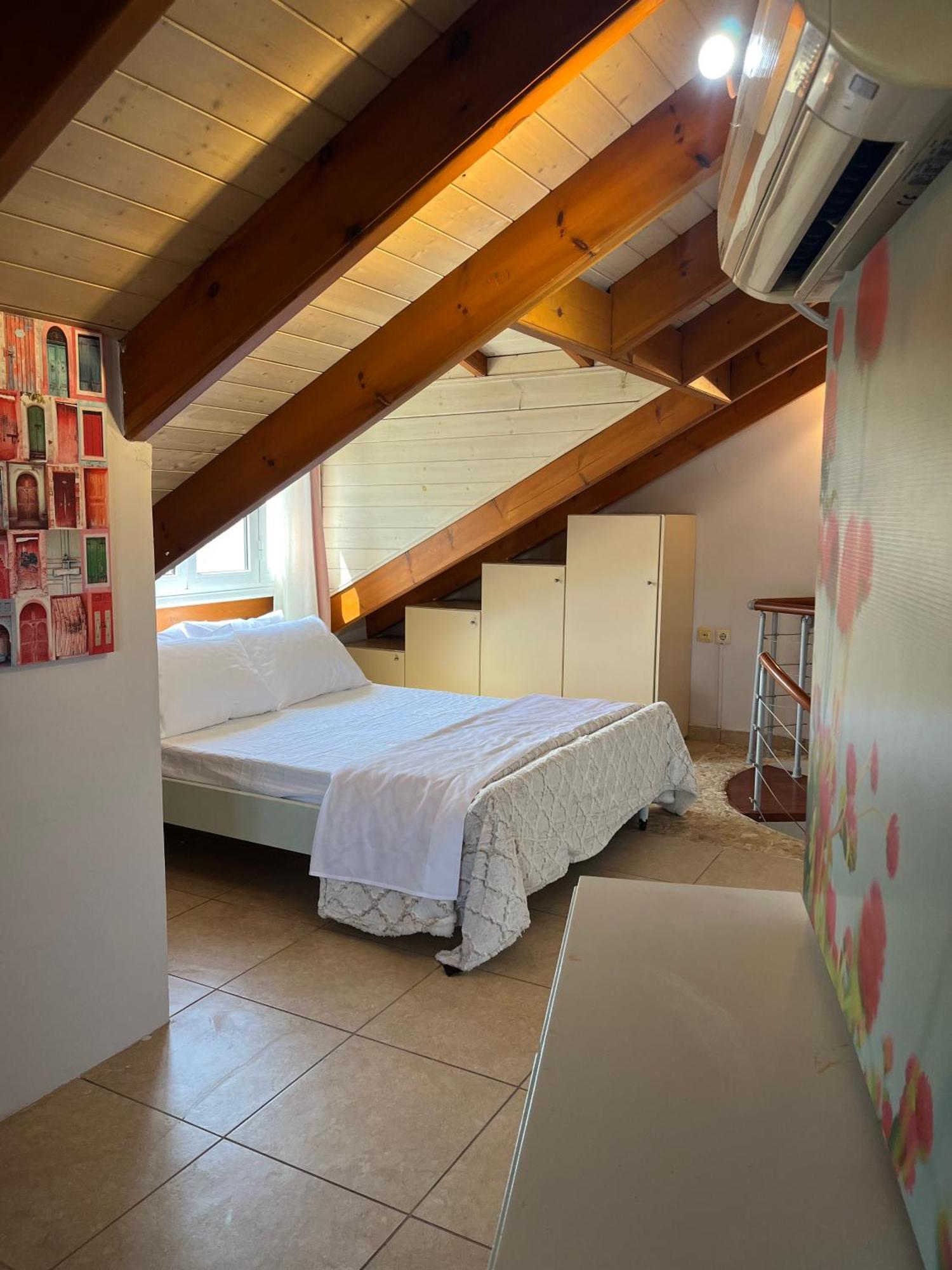 Litsa's Apartment Corfu (city)